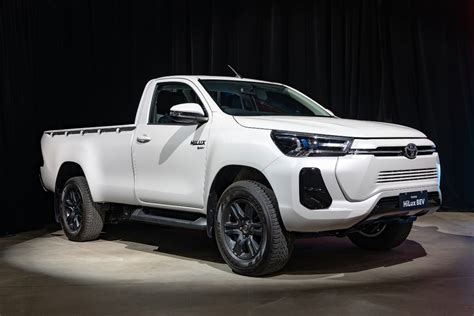 Electric Toyota HiLux arrives in Australia - Torquecafe.com