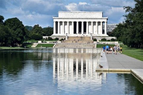 THE 10 BEST Things to Do Near Lincoln Memorial (2025) - Tripadvisor