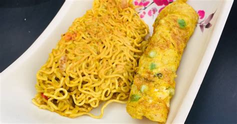 Nigerian indomie and egg mallow Recipe by Malika Halima - Cookpad