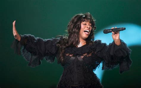 10 Best Donna Summer Songs of All Time - Singersroom.com