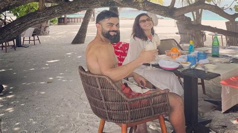 Agency News | Beach, Sand, Date... Virat Kohli-Anushka Sharma Enjoying ...