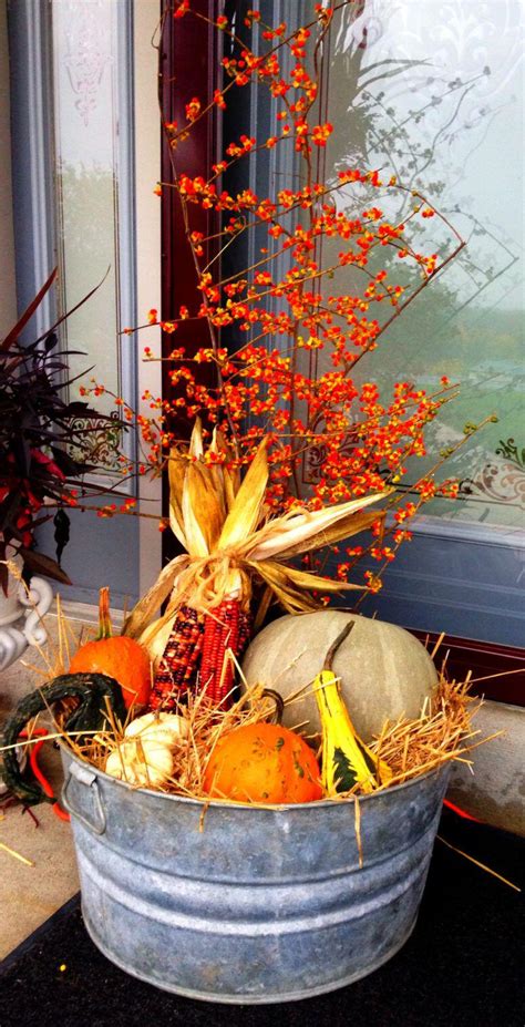 14 amazing fall porch decorating ideas - stylishwomenoutfits.com