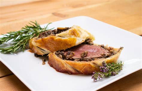 Gordon Ramsay's Beef Wellington : r/FoodPorn