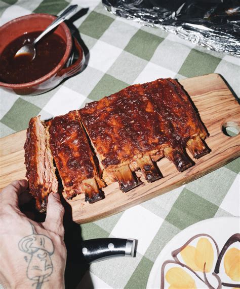 Juicy Marbles Unveils the World's First Plant-Based Ribs with Edible Bones - vegconomist - the ...