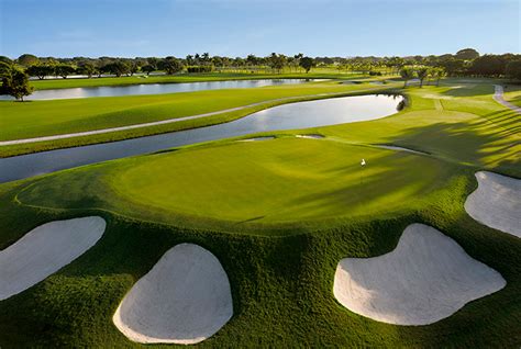 Trump National Doral Golf Club - SwingU Clubhouse