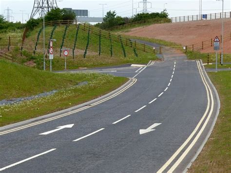 Road to nowhere? © Alan Murray-Rust cc-by-sa/2.0 :: Geograph Britain and Ireland
