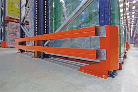 Conventional pallet racking | Pallet racking - Mecalux.com