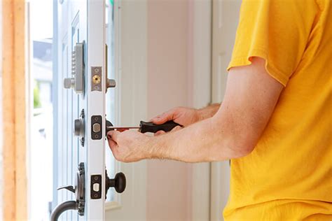 Door Repair & Lock Installation | Trusted Home Expert Sevices