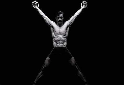 #TonyHorton creator of P90X. 53 years old. insane. | P90x, Tony horton, Perfect physique