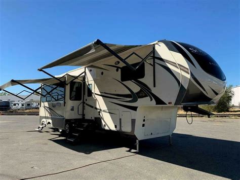 2019 Grand Design Solitude 3740BH - True RV True RV