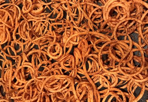 Sweet Potato Curly Fries Recipe | The Leaf Nutrisystem Blog