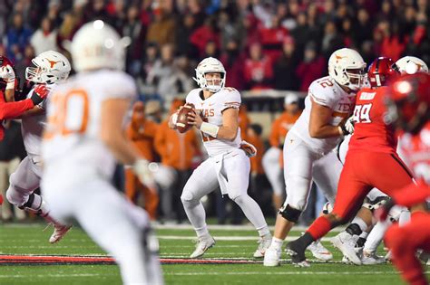 Texas Tech Football's furious late rally comes up short against Texas ...