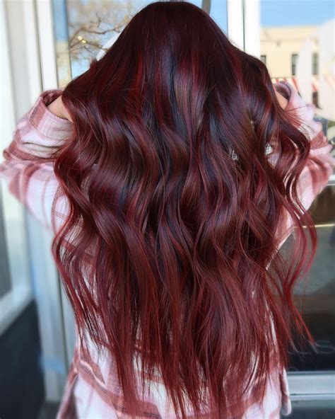 30 Posh Dark Red Hair Colors for the New Season - Hair Adviser