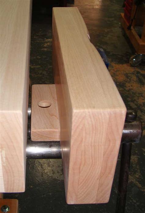 Contentment by design - Woodworking projects: Workbench