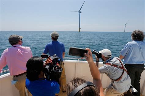 Vigrinia offshore wind farm: Northam tours Dominion turbines - The Washington Post