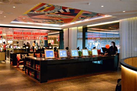 citizenM Shoreditch in London: A Hip, High-Tech Stay - Travel Greece ...