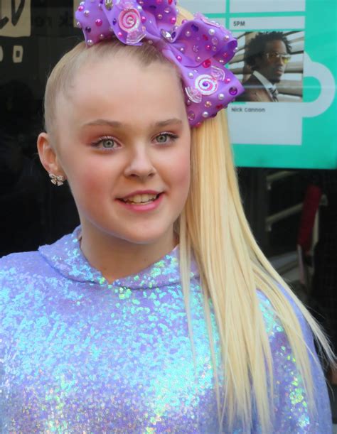 JoJo Siwa Latest Photos - CelebMafia