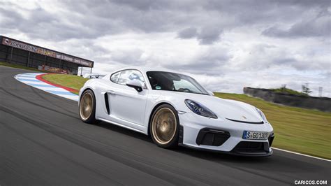 Porsche 718 Cayman GT4 | 2020MY (Color: Carrara White Metallic) | Front Three-Quarter