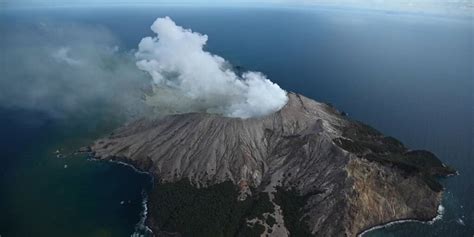 🌋 Active Volcanoes in New Zealand: How Many Are There?