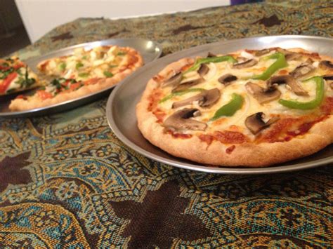 Pizza...... veggie lovers