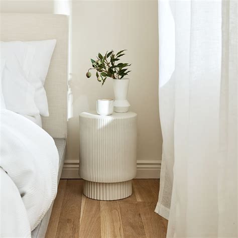 Fluted Side Table | west elm United Kingdom