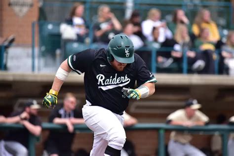 Offense Catches Fire in Series Sweep - Wright State University Athletics