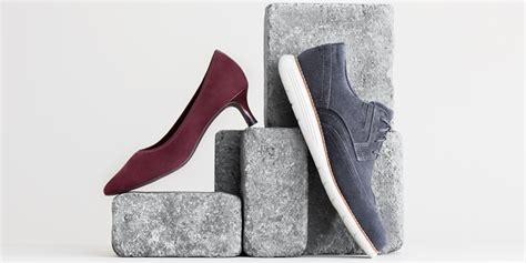 Rockport revamps your wardrobe with an extra 40% off sale items & deals from $18