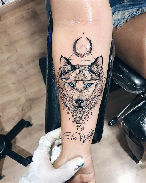 23 Marvelous Wolf Tattoo Designs & Ideas - Preet Kamal