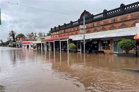 Gympie residents prepare to evacuate for second inundation in months ...