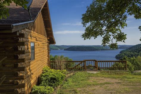 Lake Shore Cabin on Beaver Lake with Boat Dock & Swim Deck - Sylvan Shores