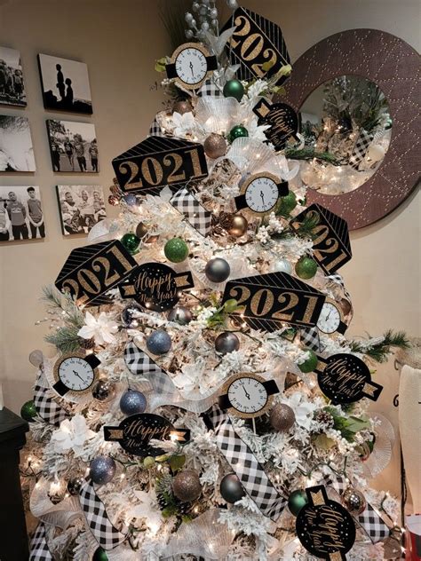 How to decorate a new year s eve tree and countdown festively to 2021 – Artofit