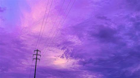 Why Hagibis, Japan's worst typhoon in 60 years, turned the sky purple ...