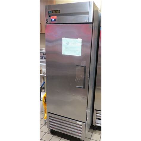 True T-23F-HC Single Door Reach-In Freezer - Oahu Auctions