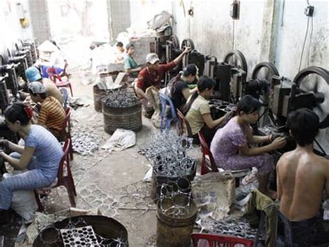 the history of chinese sweatshops