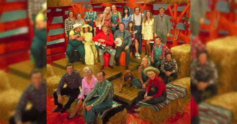 Wondering What Happened To "Hee Haw" Cast? Here's What We Found Out!