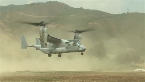 Mv22 Osprey Helicopter Landing On Ground | Editorial Video | 13180363a ...