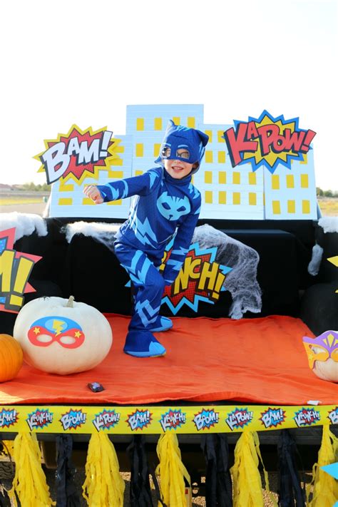 Superhero Halloween Trunk or Treat Ideas + DIY Skyline - Deonna Wade