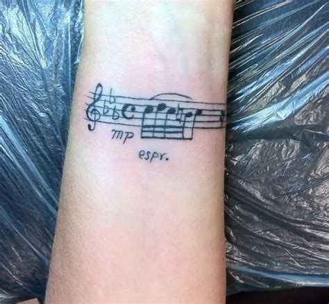 32 Cool Music Note Tattoo Ideas – SORTRA