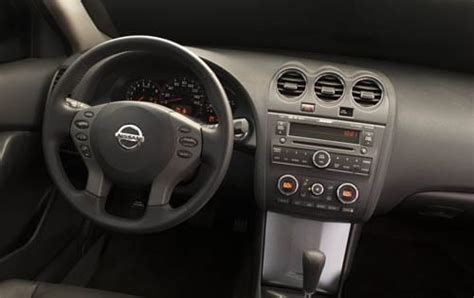 2007 Nissan Altima Pictures - 50 Photos | Edmunds