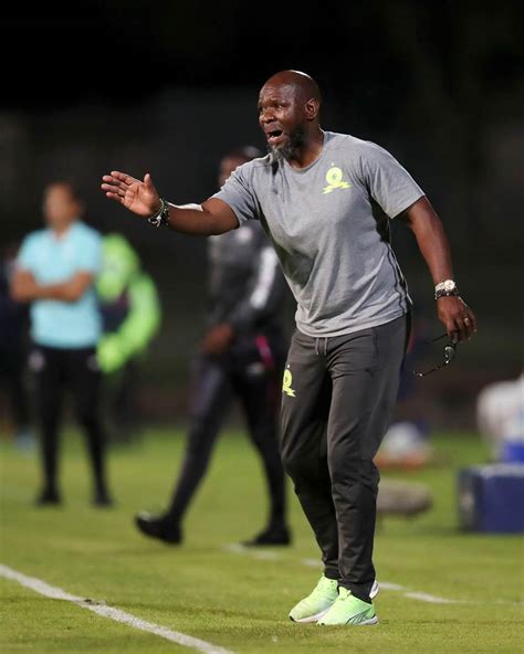 Mamelodi Sundowns' Steve Komphela and Kermit Erasmus hit back at Hugo ...