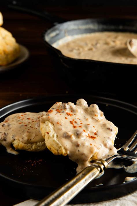 Gluten Free Sausage Gravy (Easy Biscuits & Gravy Recipe)