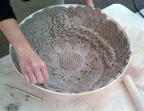 Pin by Jennifer Lipsey Edwards on Mrs. Edwards' Middle School Art Students | Pottery ...