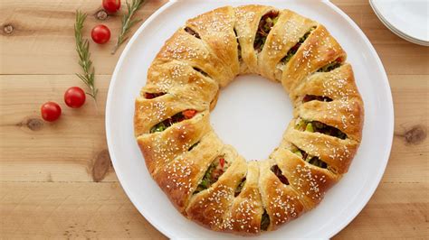 christmas wreath recipe crescent rolls