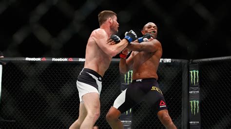 Michael Bisping outpoints Anderson Silva at UFC London | MMA News | Sky ...