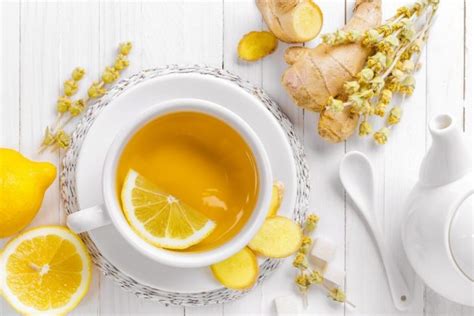 Spicy Lemon-Ginger Detox Drink