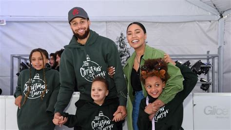 "Want to Feel Strong in My Skin!": Ayesha Curry, After Helping 500 Families on Christmas With ...