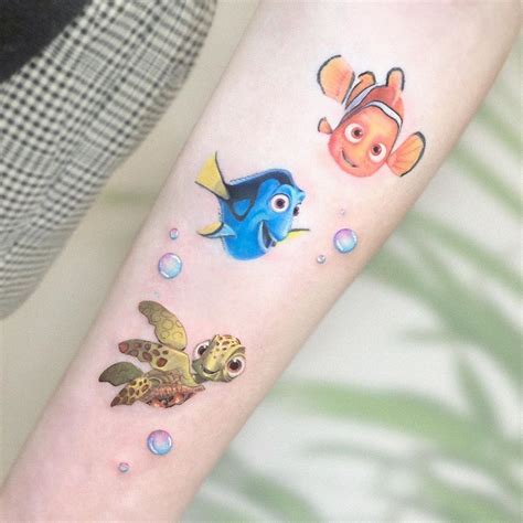 Kozo_tattoo on Instagram: “Finding Nemo ” Dory Tattoo, Tattoo Femeninos, Neck Tattoo, Disney ...