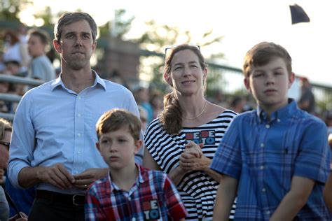 Beto & Amy O'Rourke with family | Former U.S. Congressman Be… | Flickr