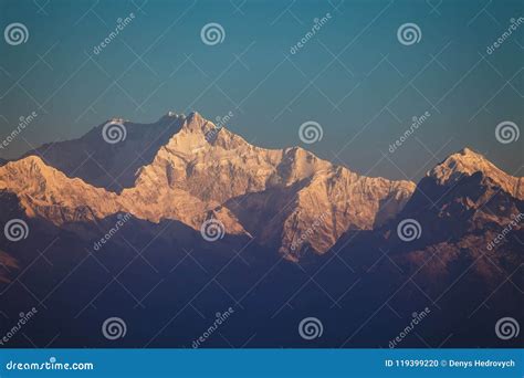 Kanchenjunga in the Sunrise Light Stock Photo - Image of mountain ...