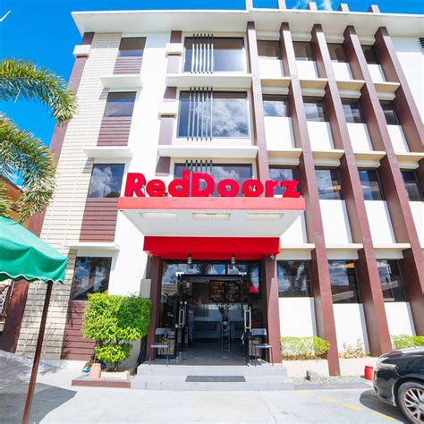 RedDoorz eyes aggressive expansion in the Philippines for 2019 ...